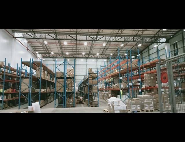 3,213M² WAREHOUSE TO LET IN AIRPORT INDUSTRIA